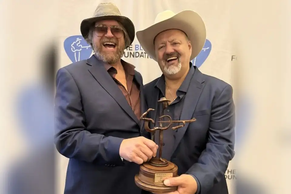 J.T. Lauritsen & The Buckshot Hunters